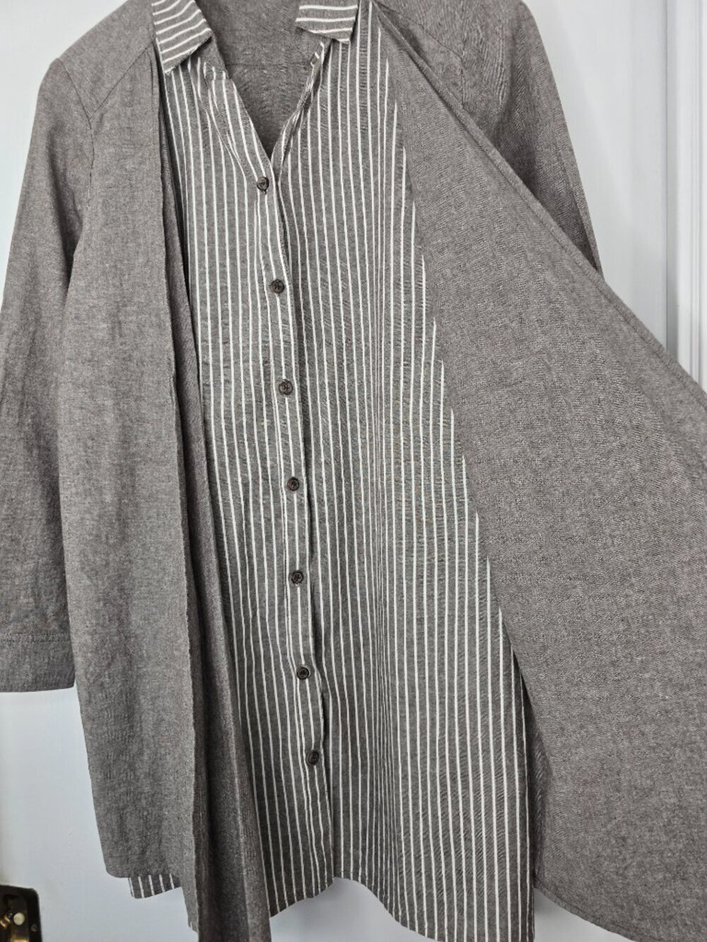 Japanese Nissen Mori-Kei Faux-Layered 2-in-1 Longline Cardigan Shirt - Picture 4 of 14